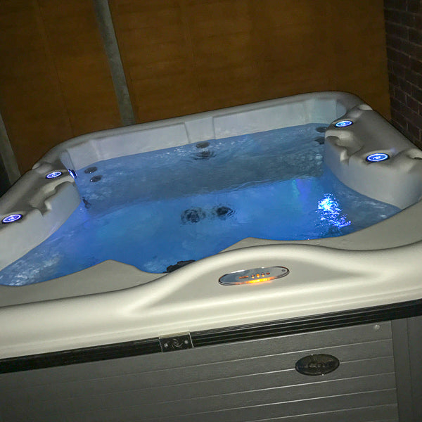 Cove C500 Holiday Park 26 Jet Hot Tub