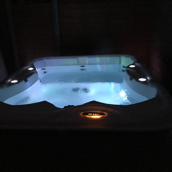 Cove C500 Holiday Park 26 Jet Hot Tub