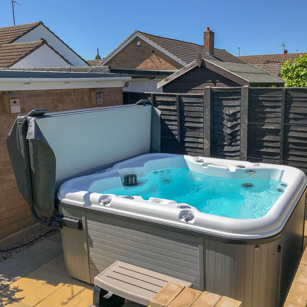 Cove C500 Holiday Park 26 Jet Hot Tub
