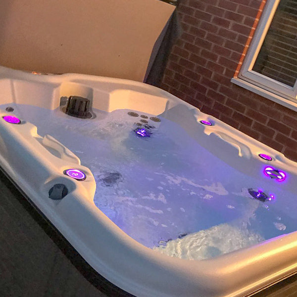 Cove C500 Holiday Park 26 Jet Hot Tub