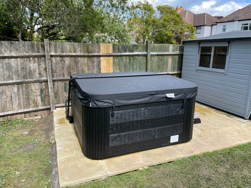 Clear Natural Spas 202B 26 Jet Hot Tub