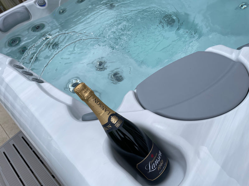 Wellis Malaga Hot Tub