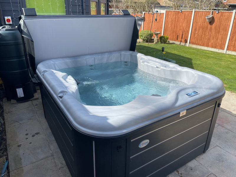 Cove C500 Retreat 26 Jet Hot Tub
