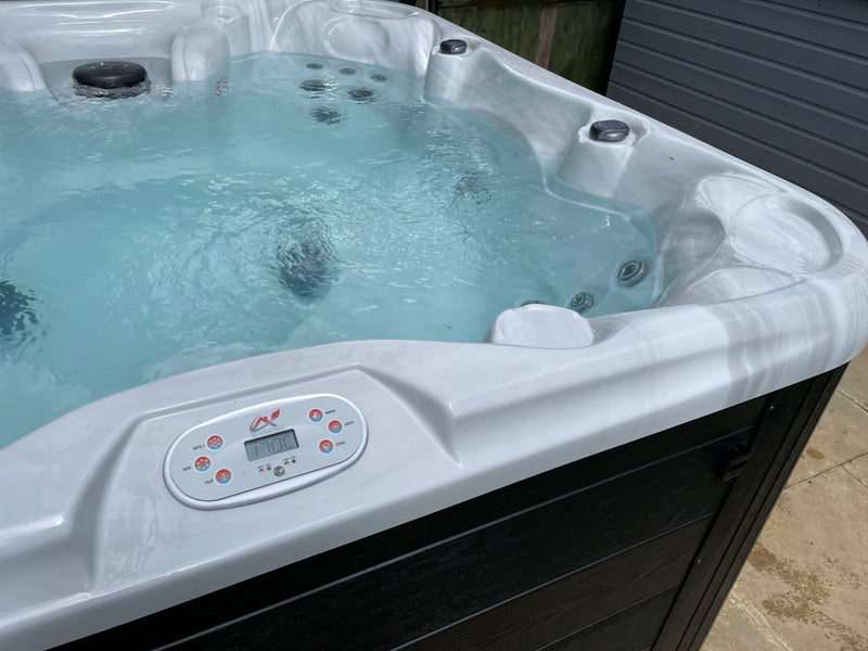 Clear Natural Spas 202B 26 Jet Hot Tub