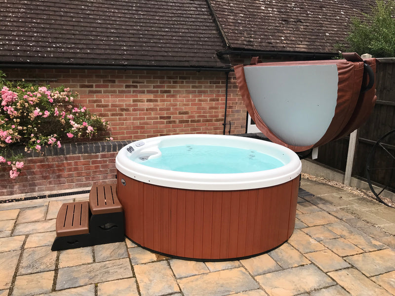 Cove C110 Impulse 14 Jet Hot Tub
