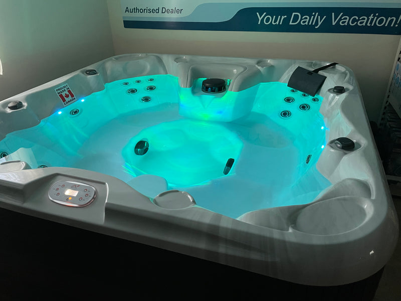 Clear Natural Spas 202B 26 Jet Hot Tub